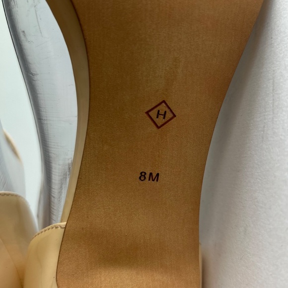 Halogen Cream Patent Leather Ankle Strap Heels size 8 - Picture 13 of 16